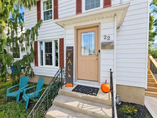 22 Dovercourt St, Chatham 2