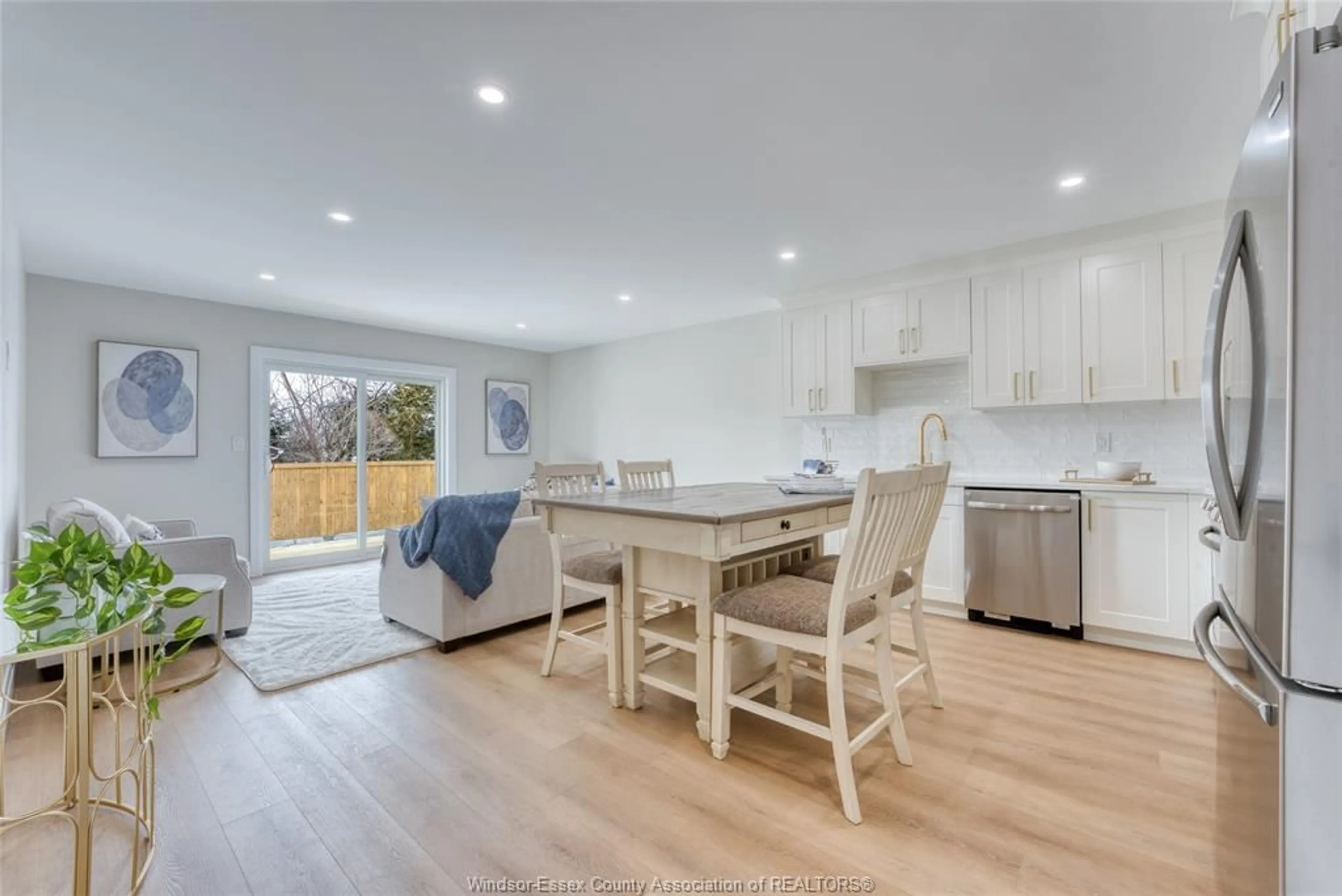 Open concept kitchen, wood/laminate floor for 3 SARKIS St, Kingsville Ontario N9Y 1J9
