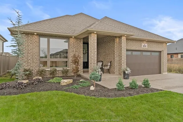 209 MULLEN Cres, Amherstburg 2