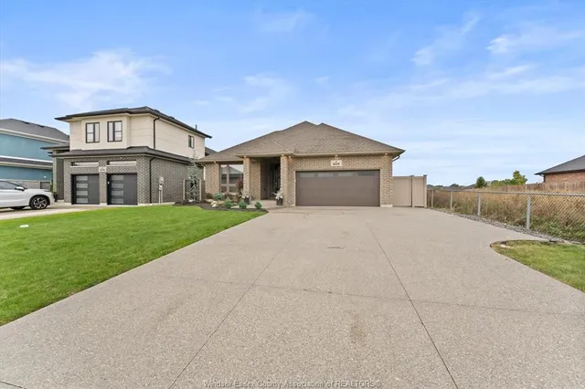 209 MULLEN Cres, Amherstburg 4