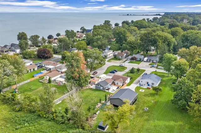 151 ALEXANDER, Lakeshore 5