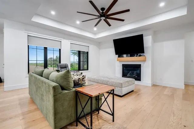 1333 County Road 31, Lakeshore 4