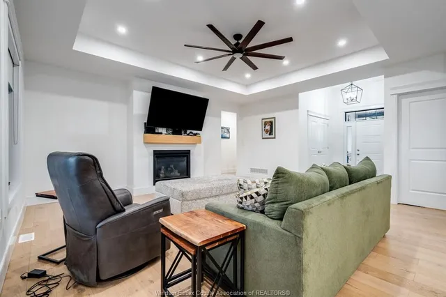 1333 County Road 31, Lakeshore 5