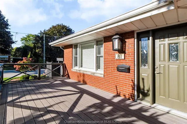 81 Devon Rd, Chatham 3