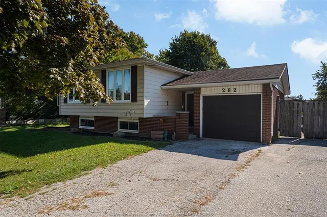 282 Brien, Essex 4