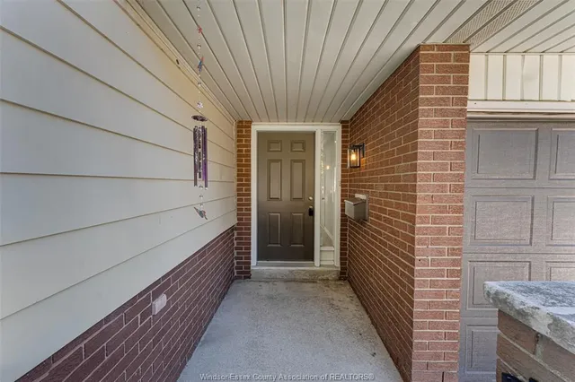 282 Brien, Essex 5