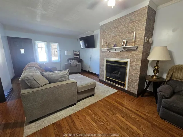 644 WALLACE St, Wallaceburg 4