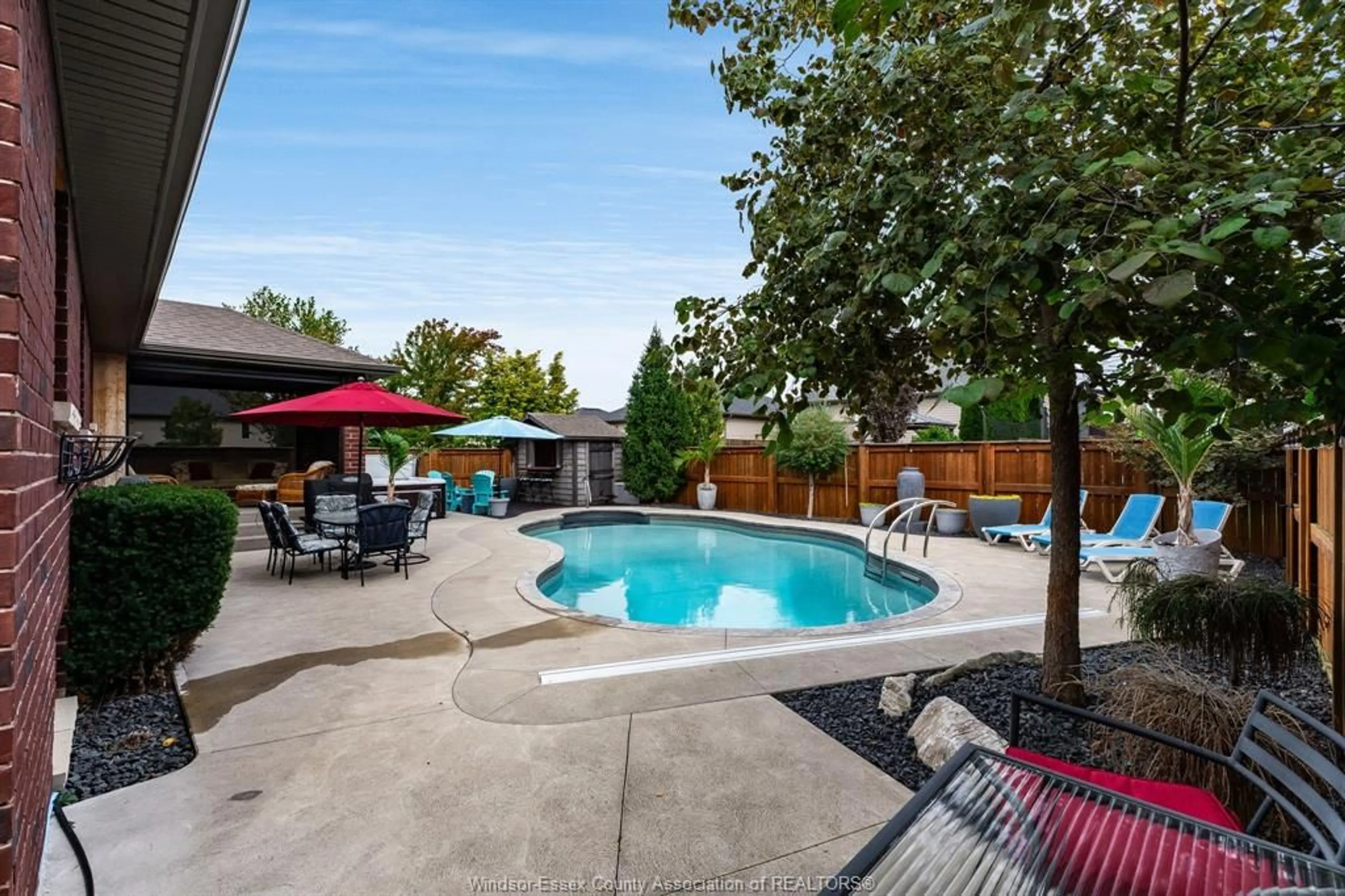 Pool for 71 Conservation Blvd, Kingsville Ontario N9Y 0E5