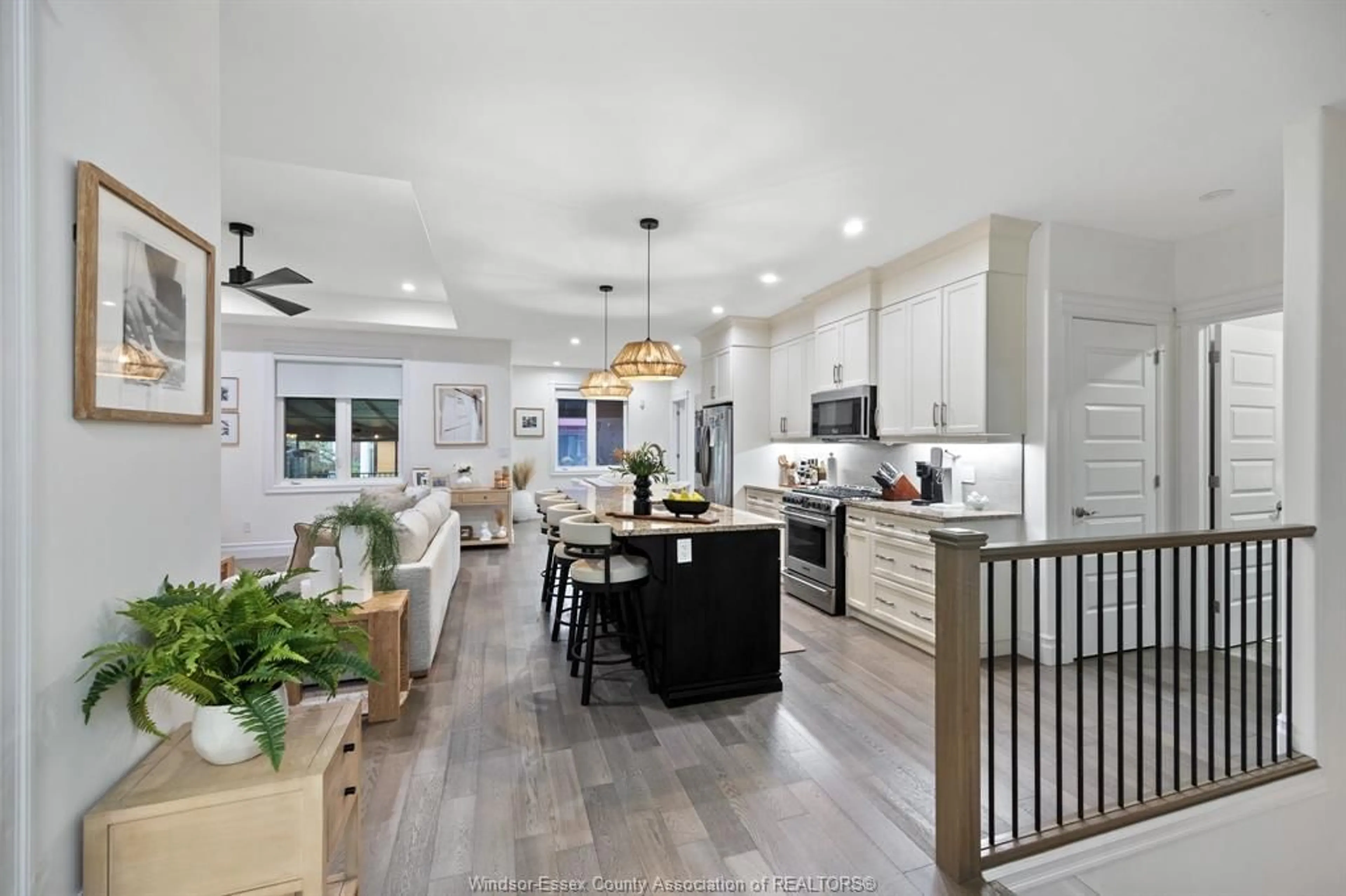Open concept kitchen, ceramic/tile floor for 1485 CYPRESS Ave, Windsor Ontario N8P 0C9