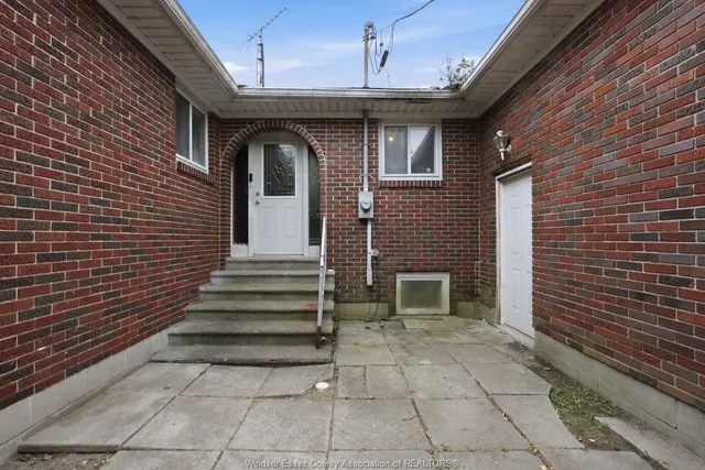 1441 HERITAGE Rd, Kingsville 5
