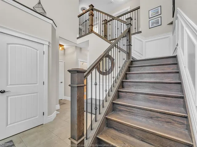 1255 MAPLE, LaSalle 4