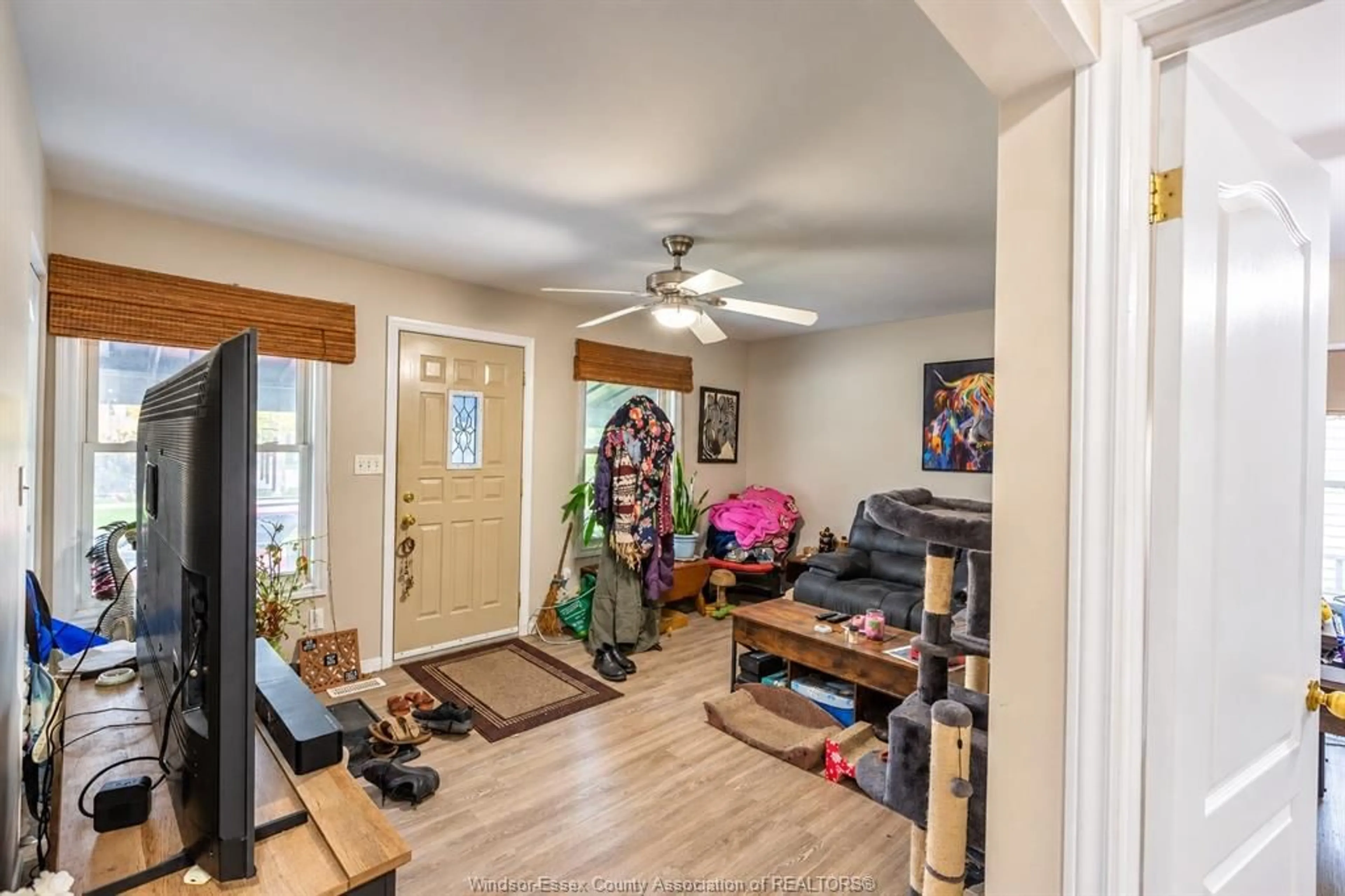A pic of a room for 2176 MCDOUGALL, Windsor Ontario N8X 3N3