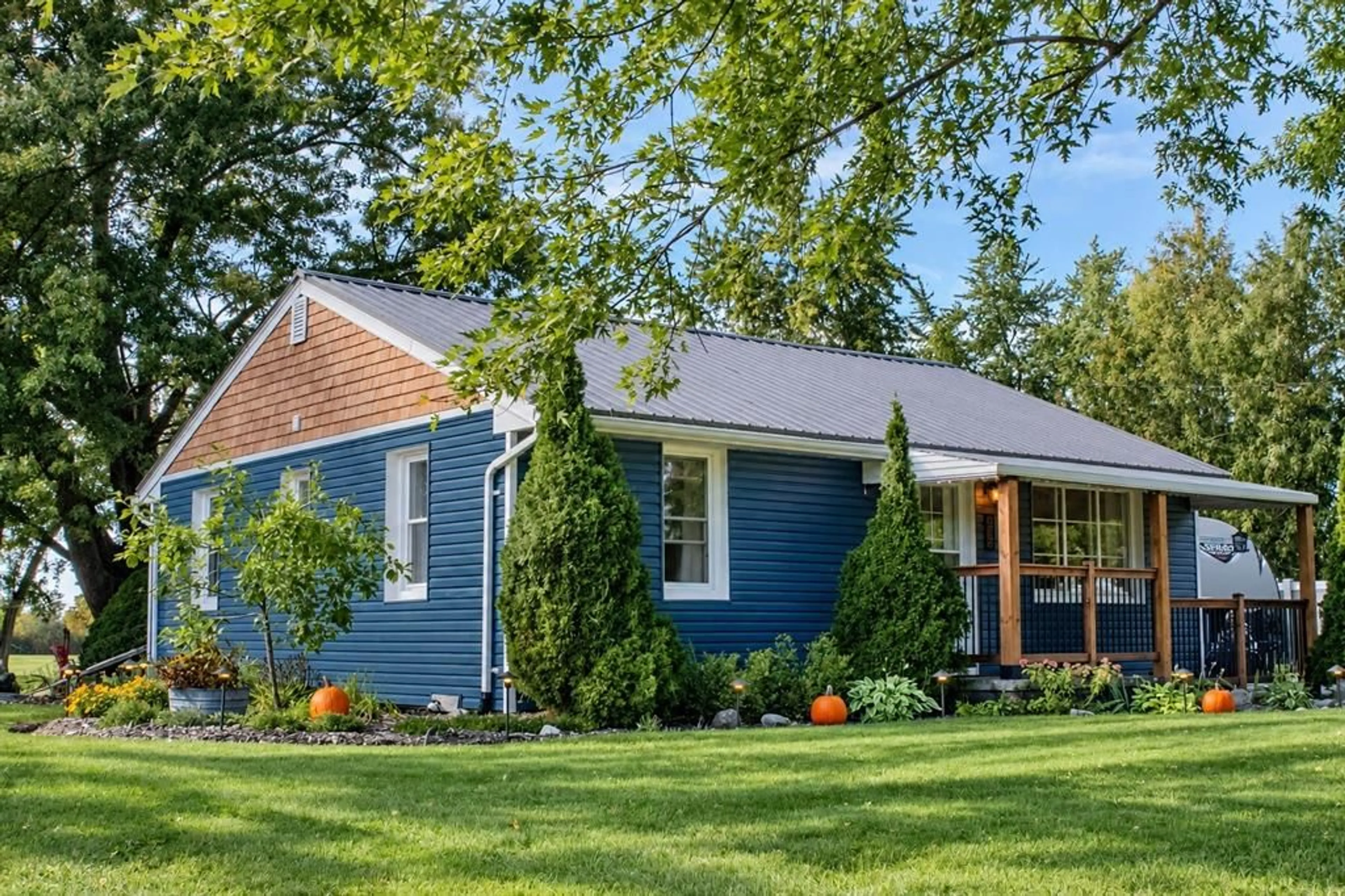 Home with brick exterior material, street for 235 Eureka St, Petrolia Ontario N0N 1R0