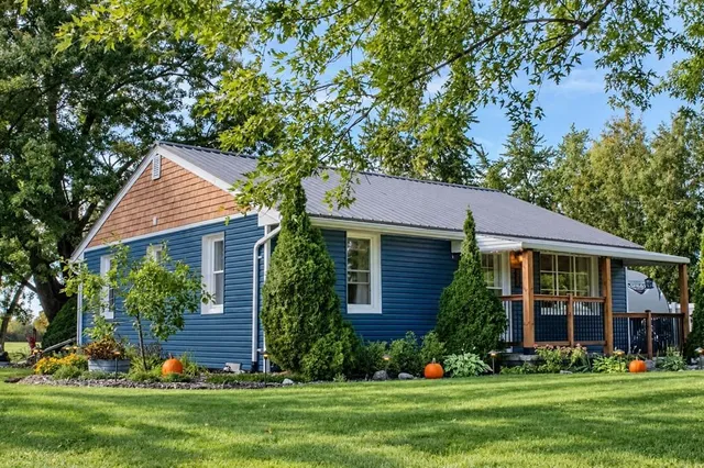 235 Eureka St, Petrolia 3