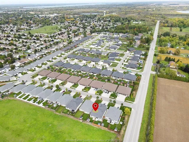 107 MEADOWVIEW, Amherstburg 2