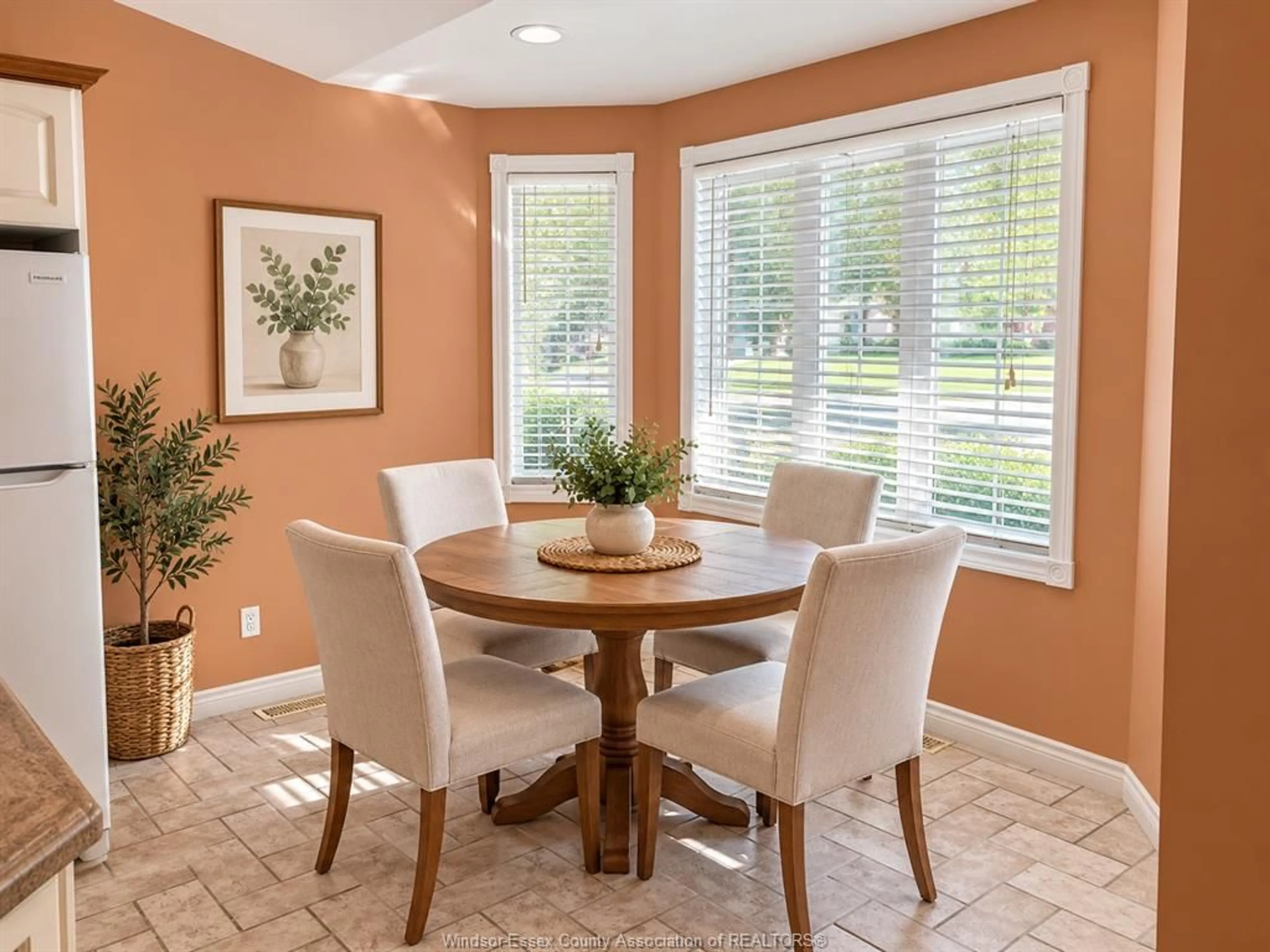 Dining room, unknown for 1615 BLUE HERON, Windsor Ontario N8P 1L7