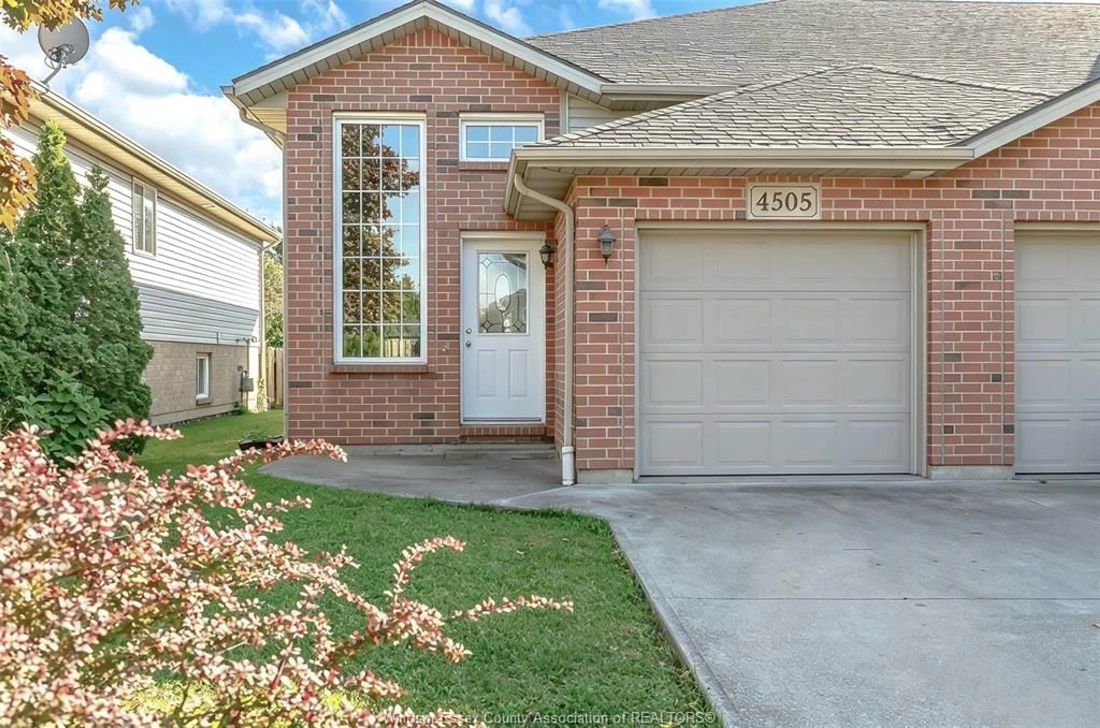 Home with brick exterior material, street for 4505 TUMBLEWEED, Windsor Ontario N9G 3C2