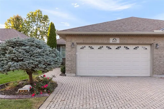 1487 IMPERIAL Cres, Windsor 1