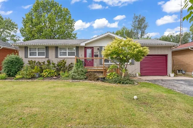 91 DANFORTH Ave, Leamington 2