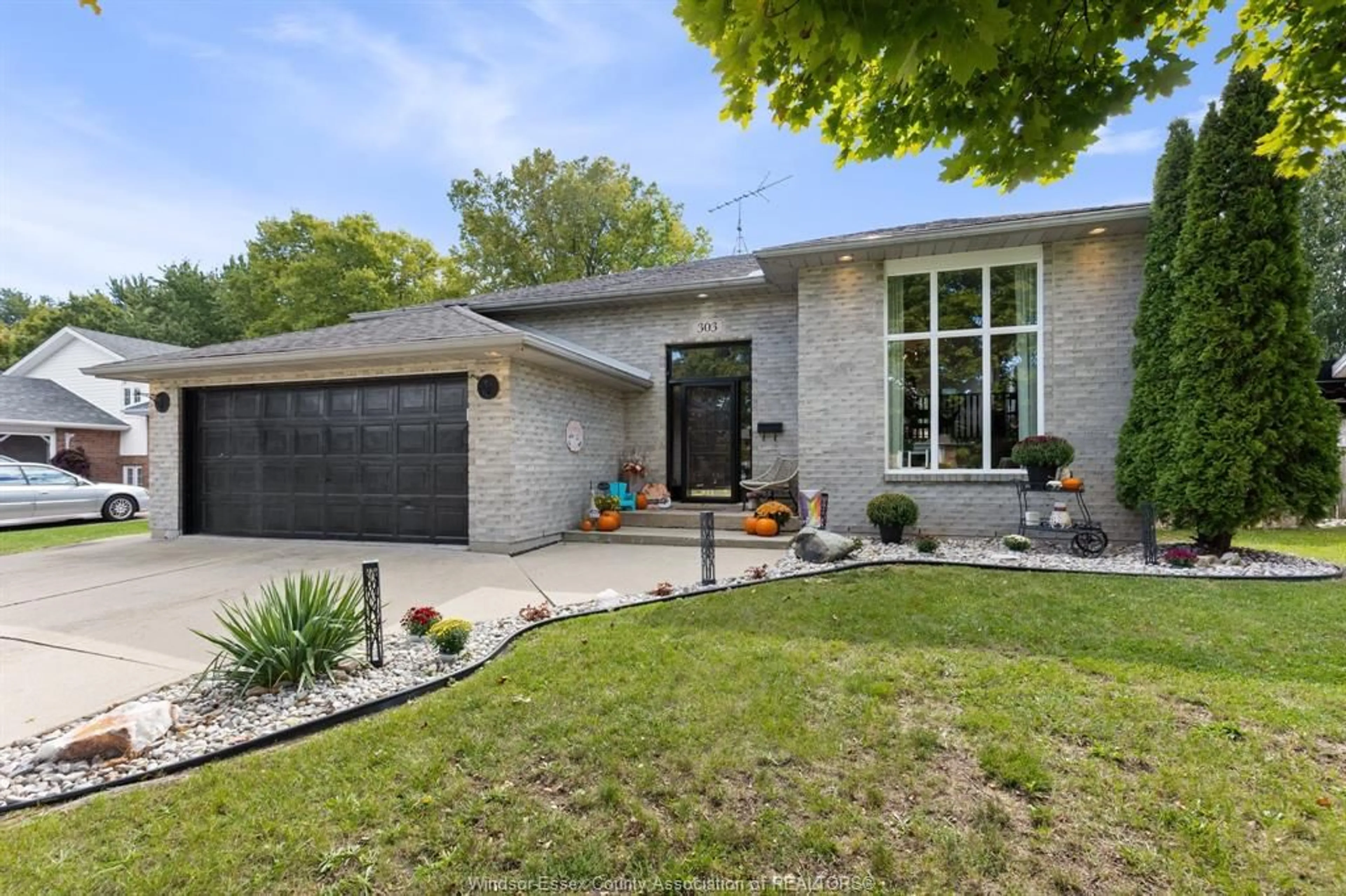 Home with brick exterior material, street for 303 STONE RIDGE Ave, Amherstburg Ontario N9V 3W4