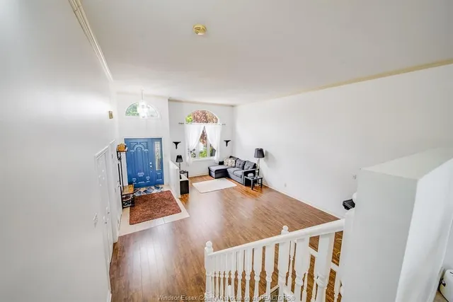 1488 IMPERIAL Cres, Windsor 5