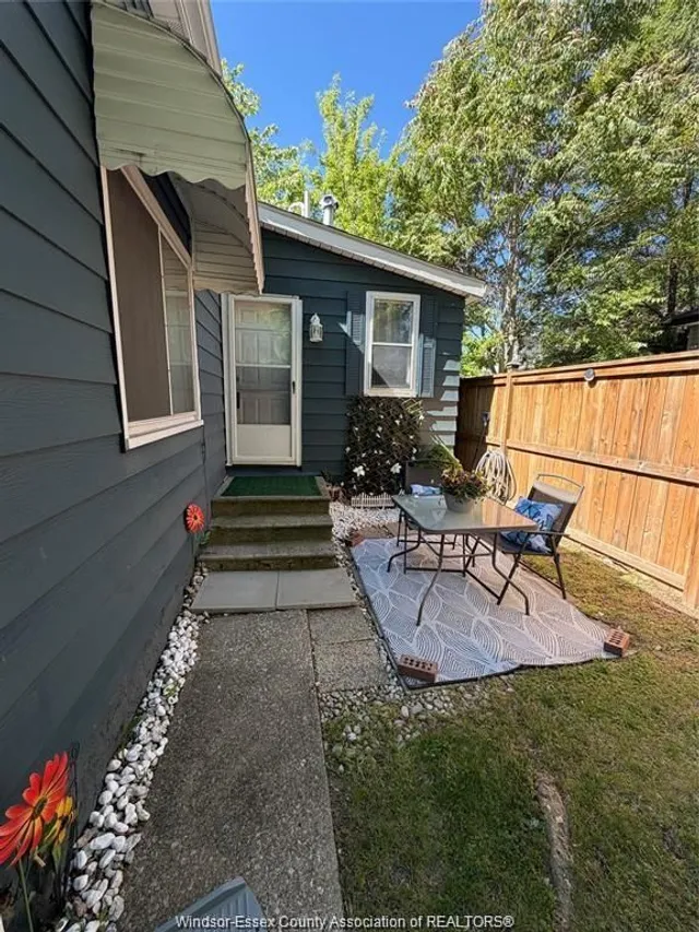 639 WATKINS, Windsor 3