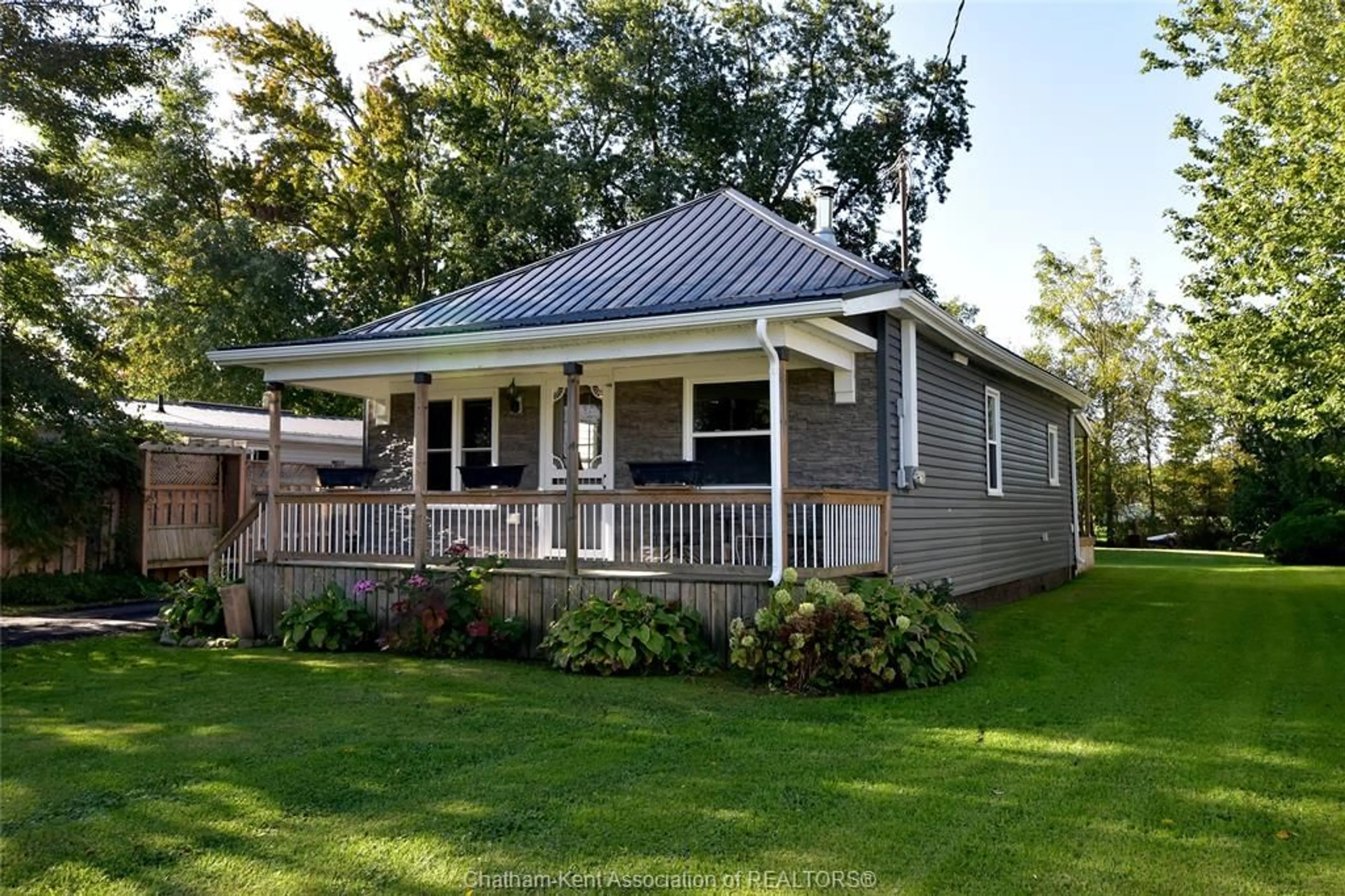 Home with vinyl exterior material, street for 36 Talbot St, Shrewsbury Ontario N0P 1A0