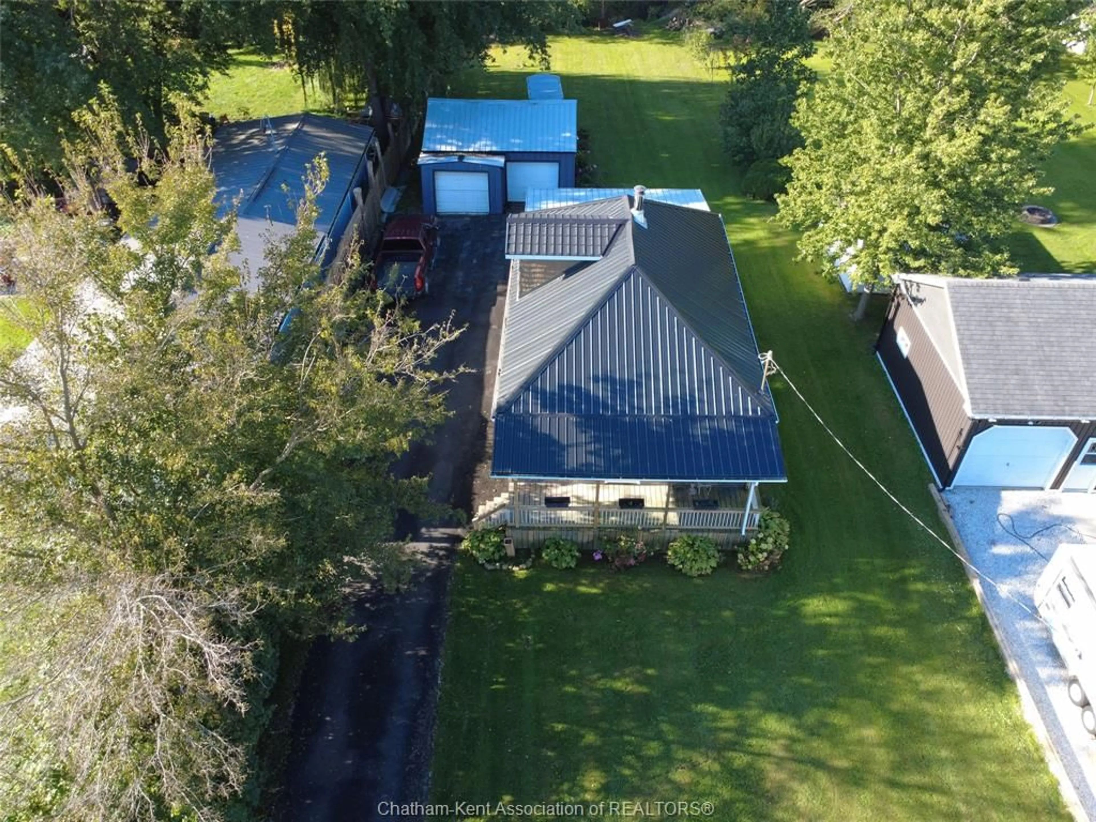 A pic from outside/outdoor area/front of a property/back of a property/a pic from drone, unknown for 36 Talbot St, Shrewsbury Ontario N0P 1A0
