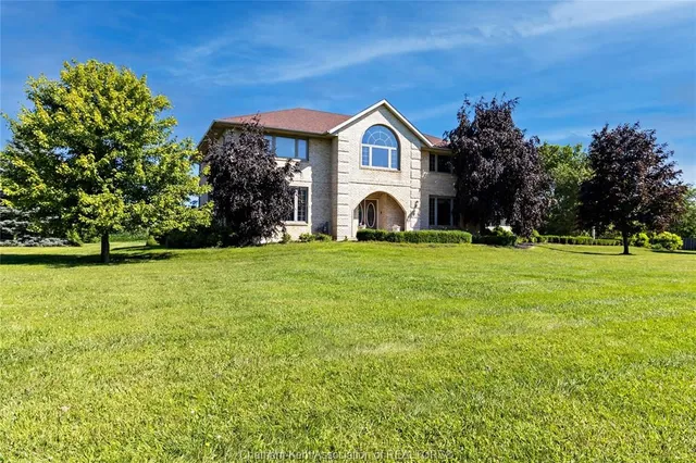 23356 DEW DROP Rd, Thamesville 2