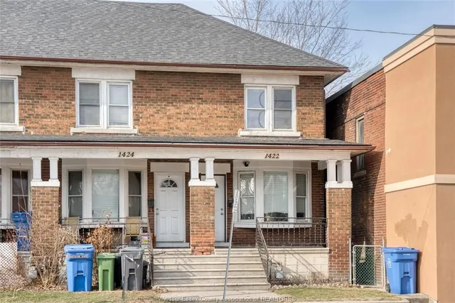 1422 WYANDOTTE St, Windsor 2