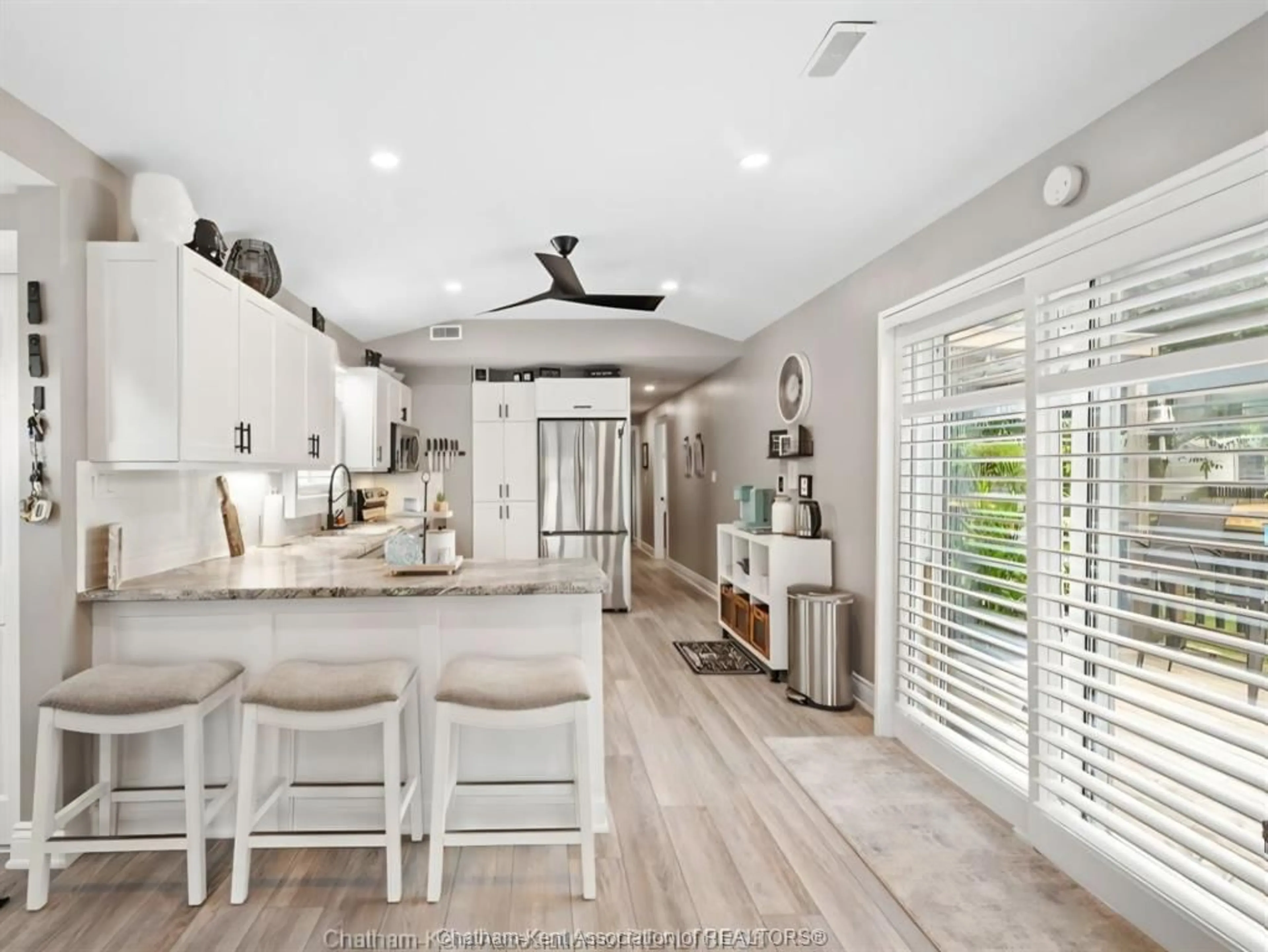 Open concept kitchen, unknown for 23 Sutton Crt, Chatham Ontario N7L 4G4