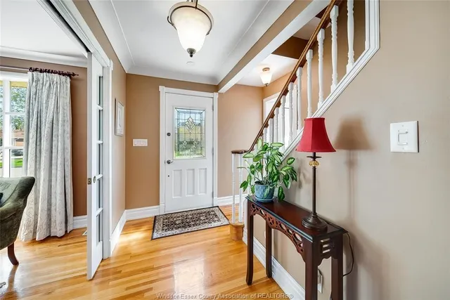 391 BETTY Dr, Windsor 4