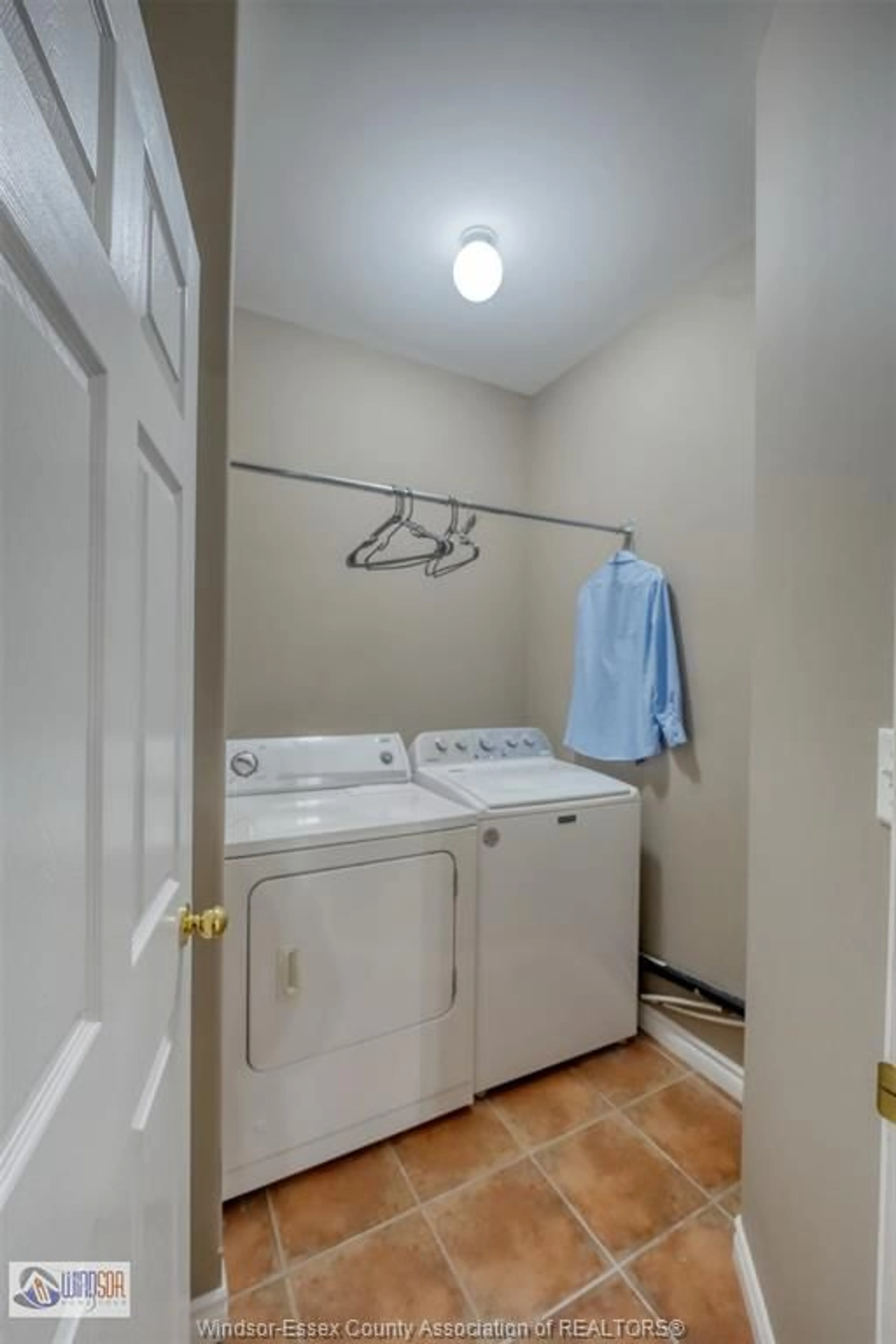 Laundry room for 11925 COBBLESTONE, Windsor Ontario N8P 1T7