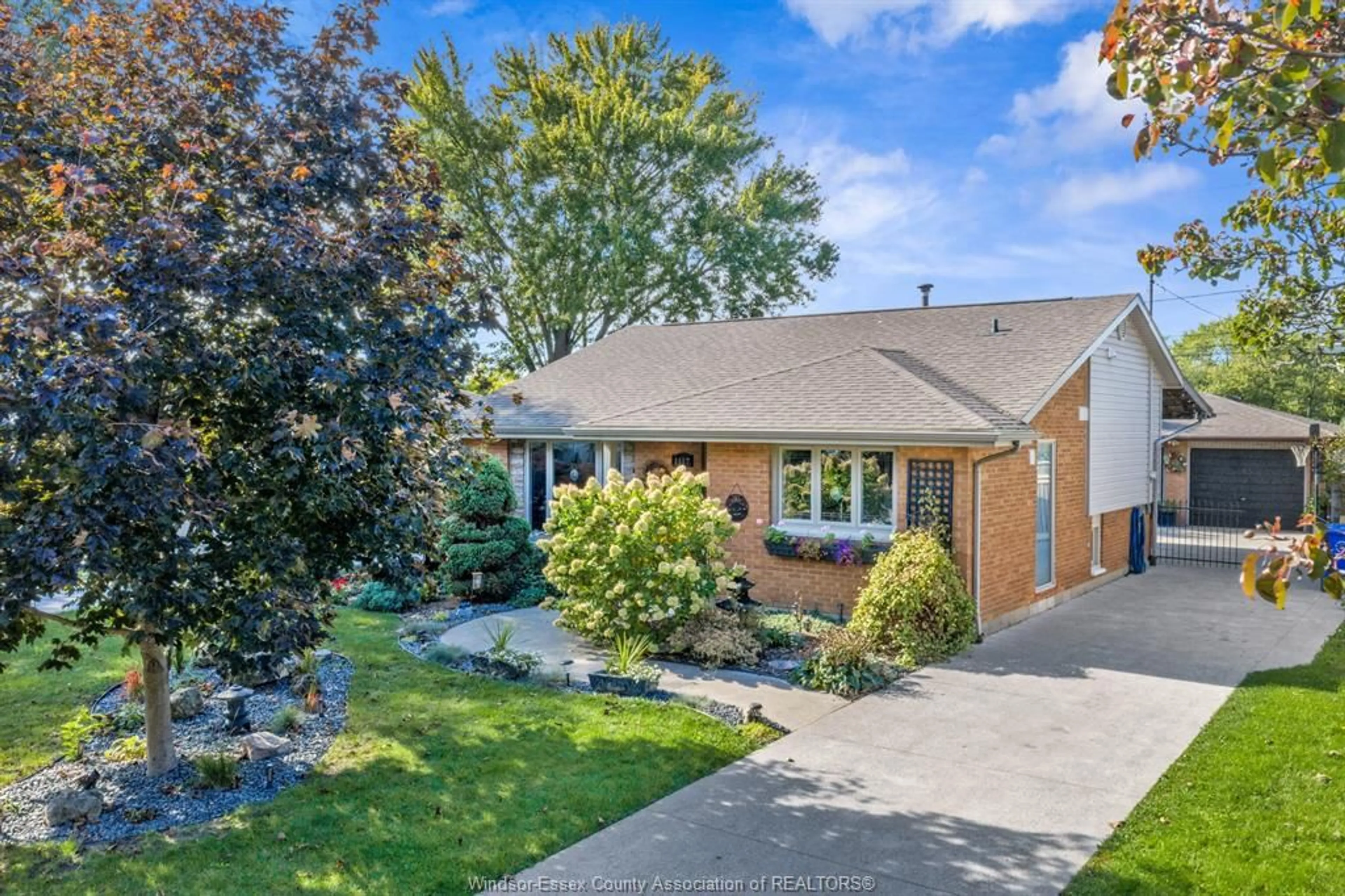 Home with brick exterior material, street for 1117 COVENTRY, Windsor Ontario N8S 2W8