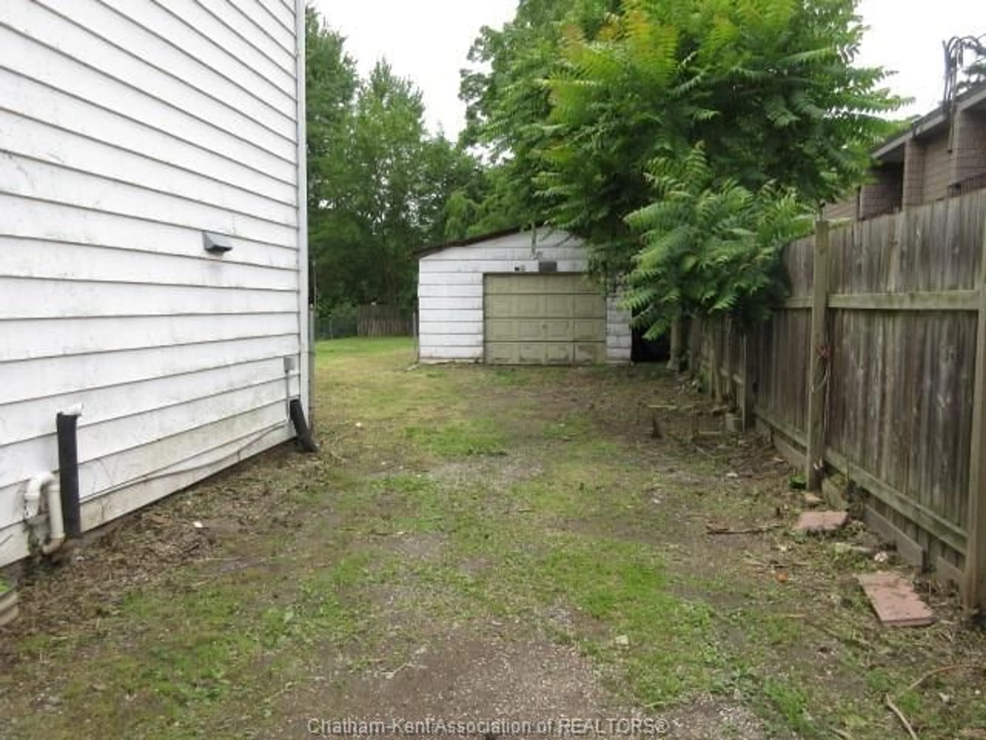 Unknown for 30 Delaware Ave, Chatham Ontario N7L 2W2