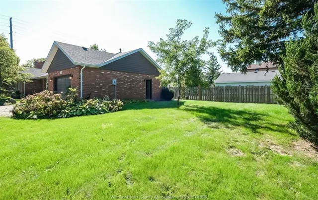 2585 BANWELL, Tecumseh 4