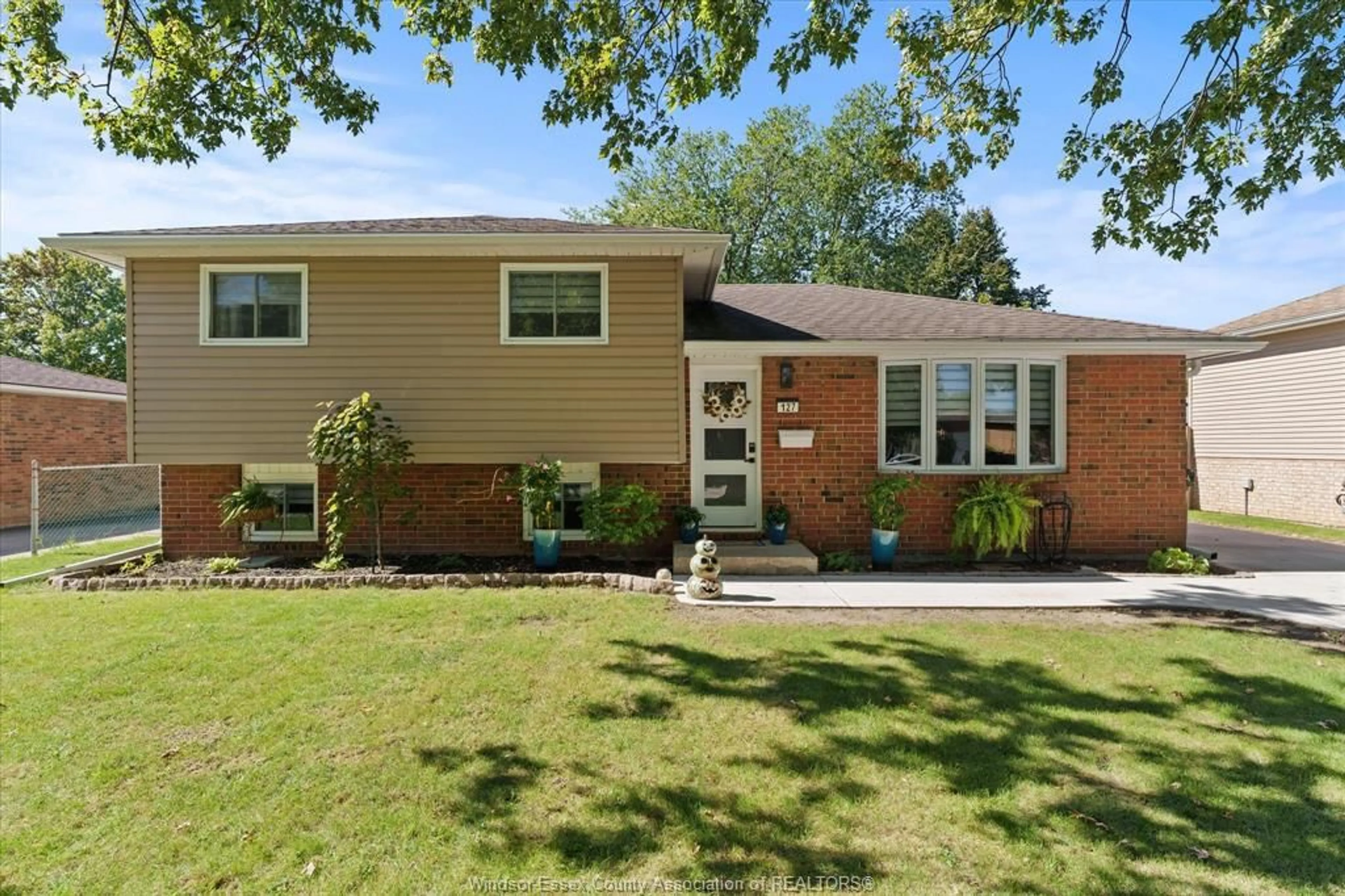Home with brick exterior material, street for 127 BOARDWALK Ave, Amherstburg Ontario N9V 3C7
