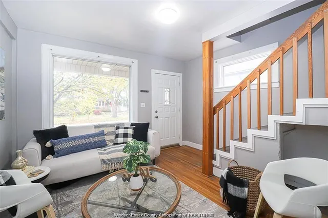 822 PARTINGTON Ave, Windsor 4