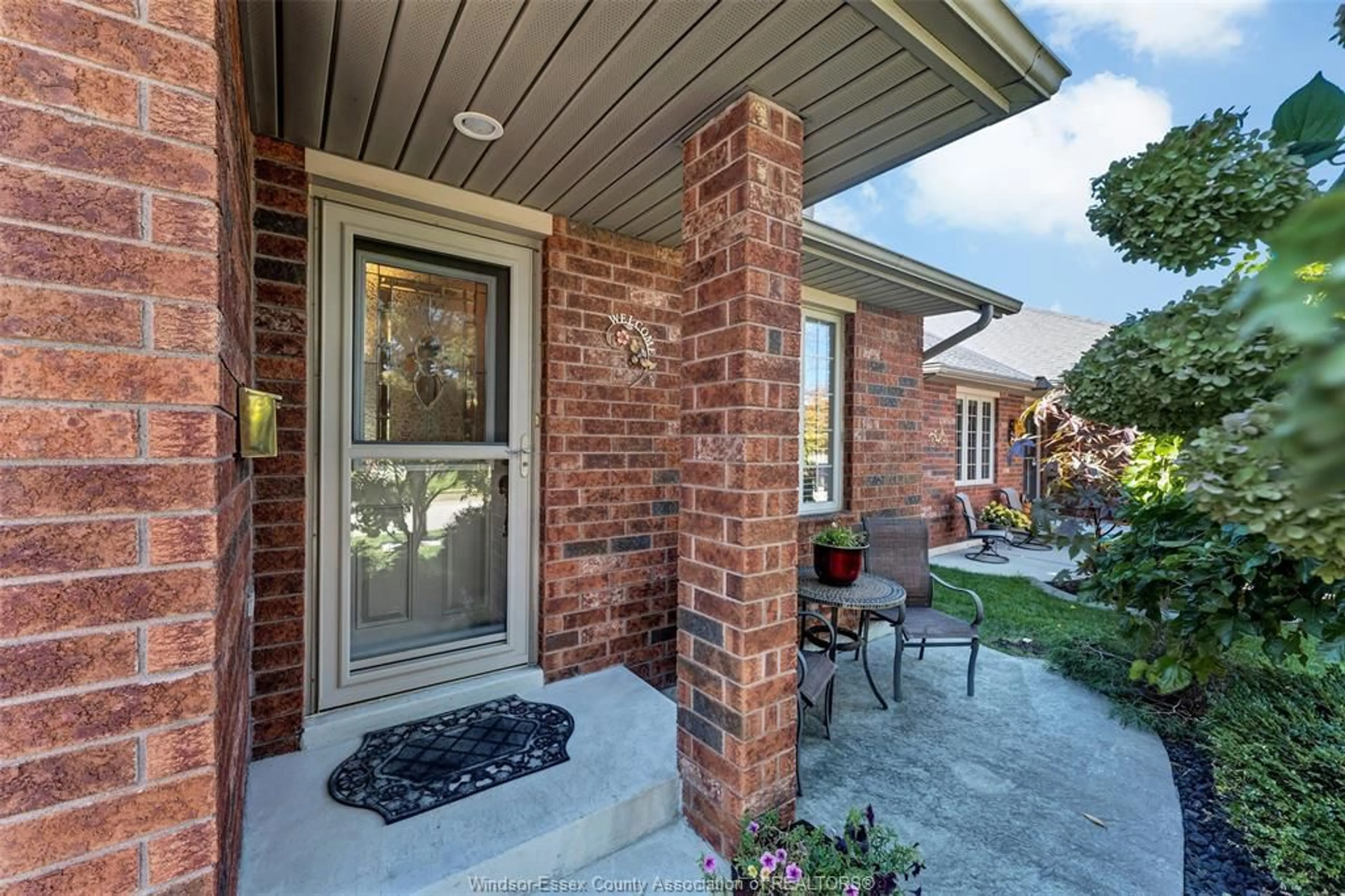 Home with brick exterior material, street for 2207 KATELLA, Windsor Ontario N8P 0A4