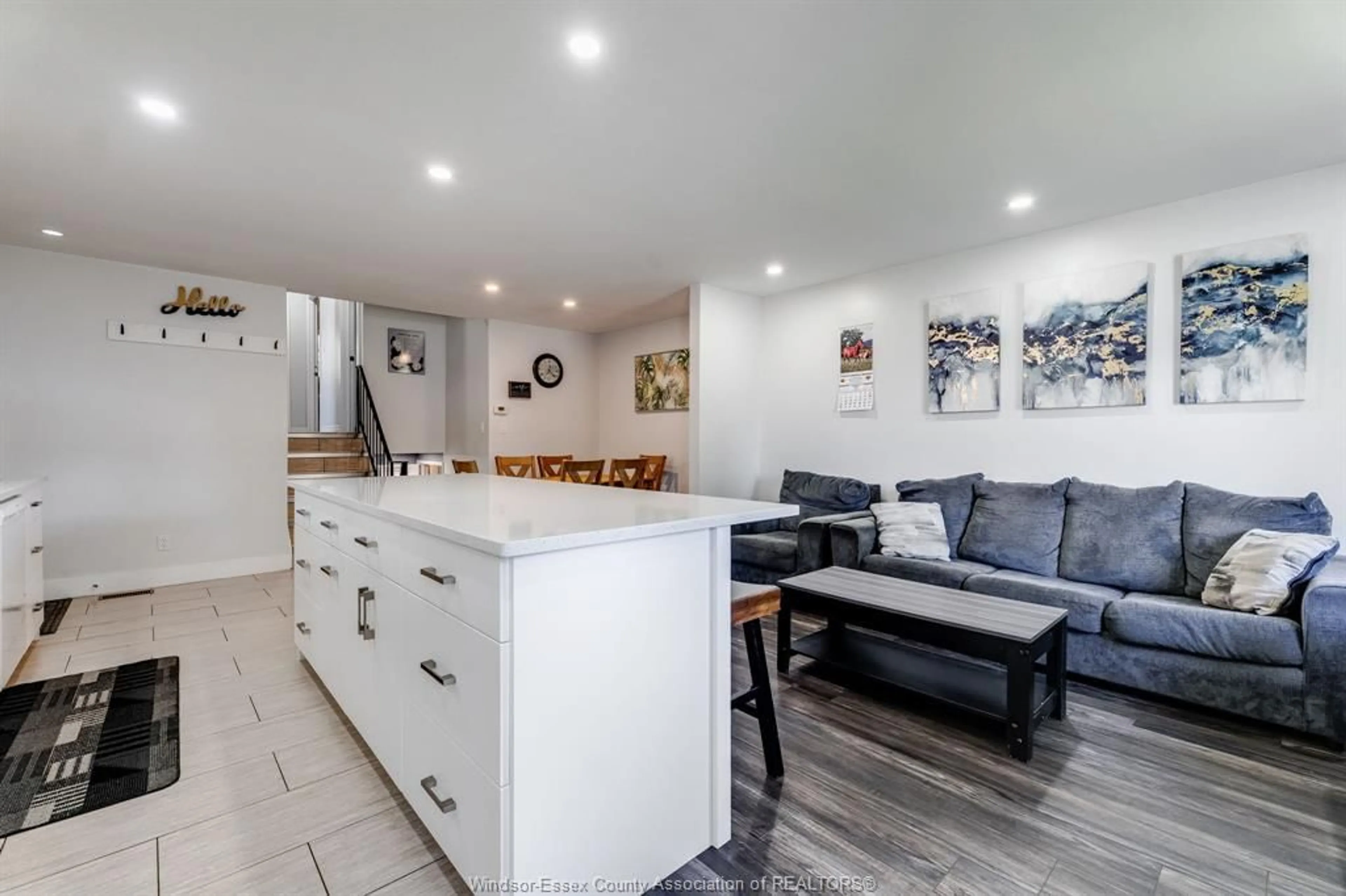 Open concept kitchen, unknown for 28 Donald Ave, Leamington Ontario N8H 4J3