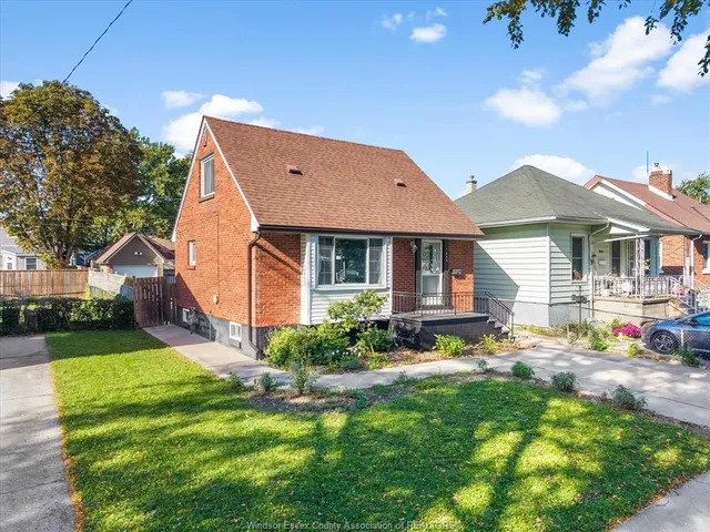 1425 WESTCOTT, Windsor 4
