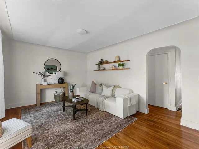 1425 WESTCOTT, Windsor 5