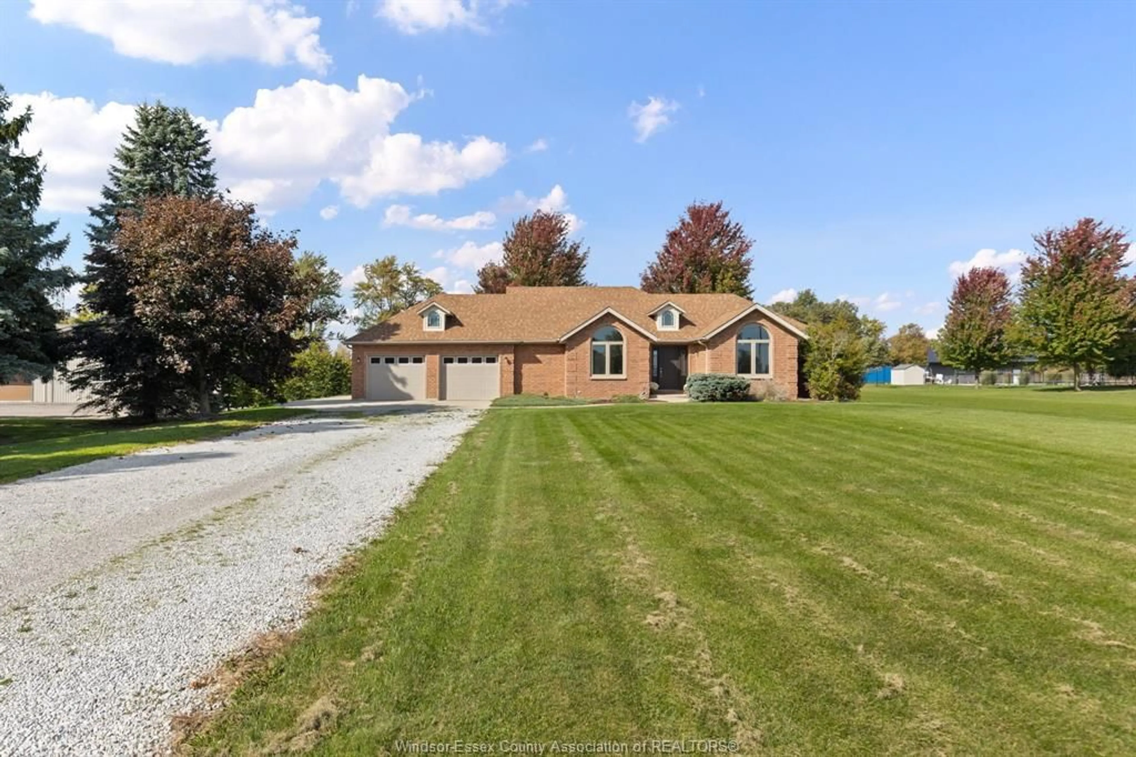 A pic from outside/outdoor area/front of a property/back of a property/a pic from drone, unknown for 15 County Rd 29, Gosfield North Ontario N0R 1B0