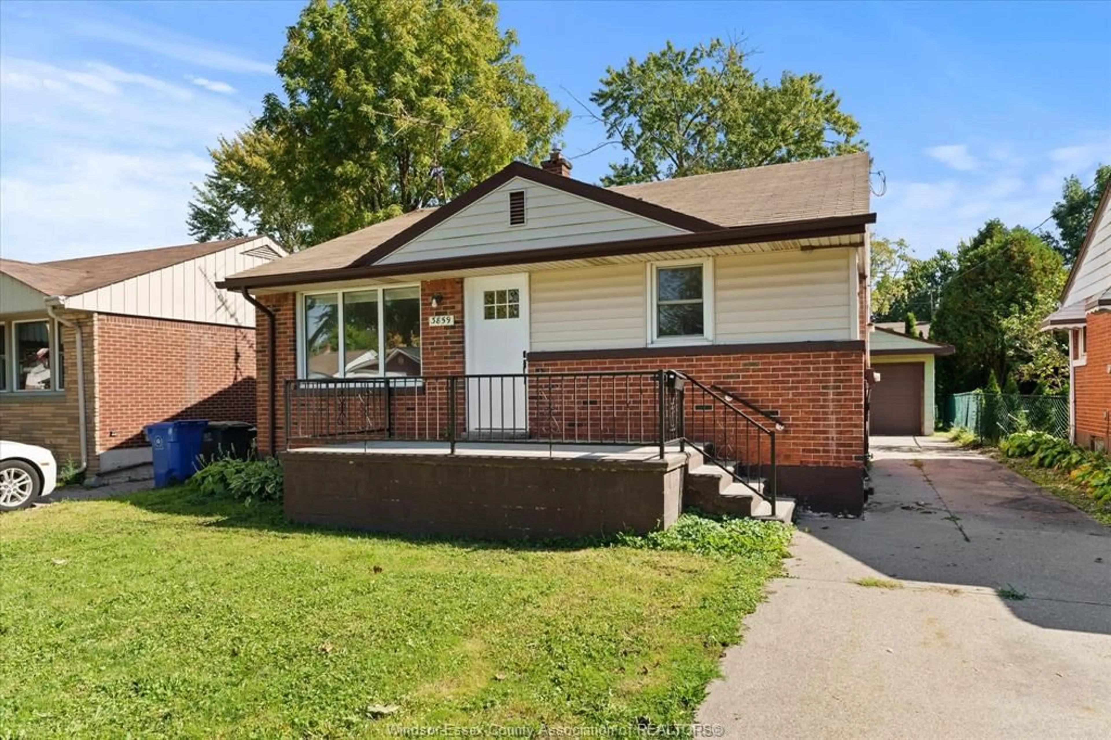 Home with brick exterior material, street for 3859 BIRCH, Windsor Ontario N9C 1Z4