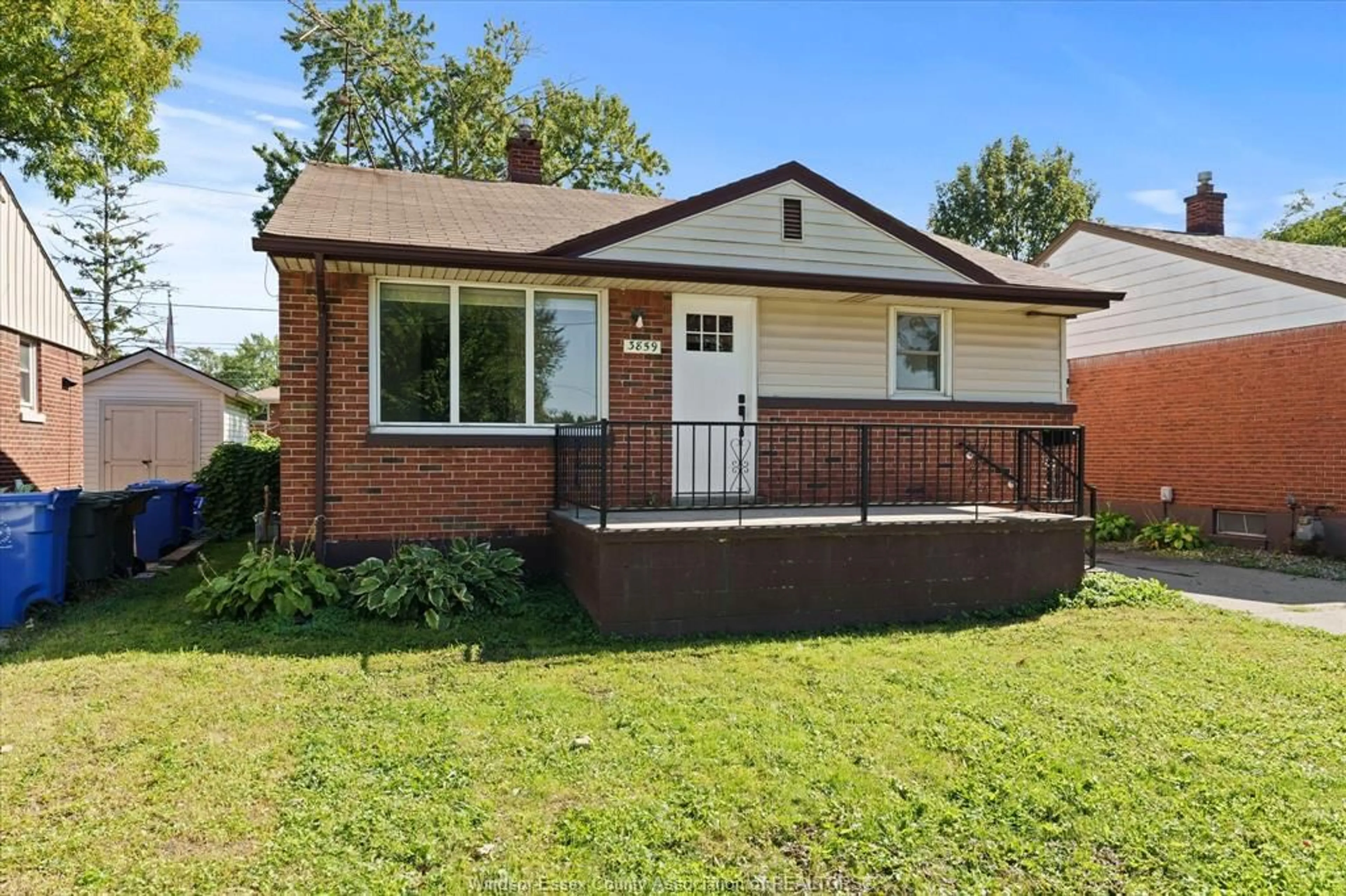 Home with brick exterior material, street for 3859 BIRCH, Windsor Ontario N9C 1Z4
