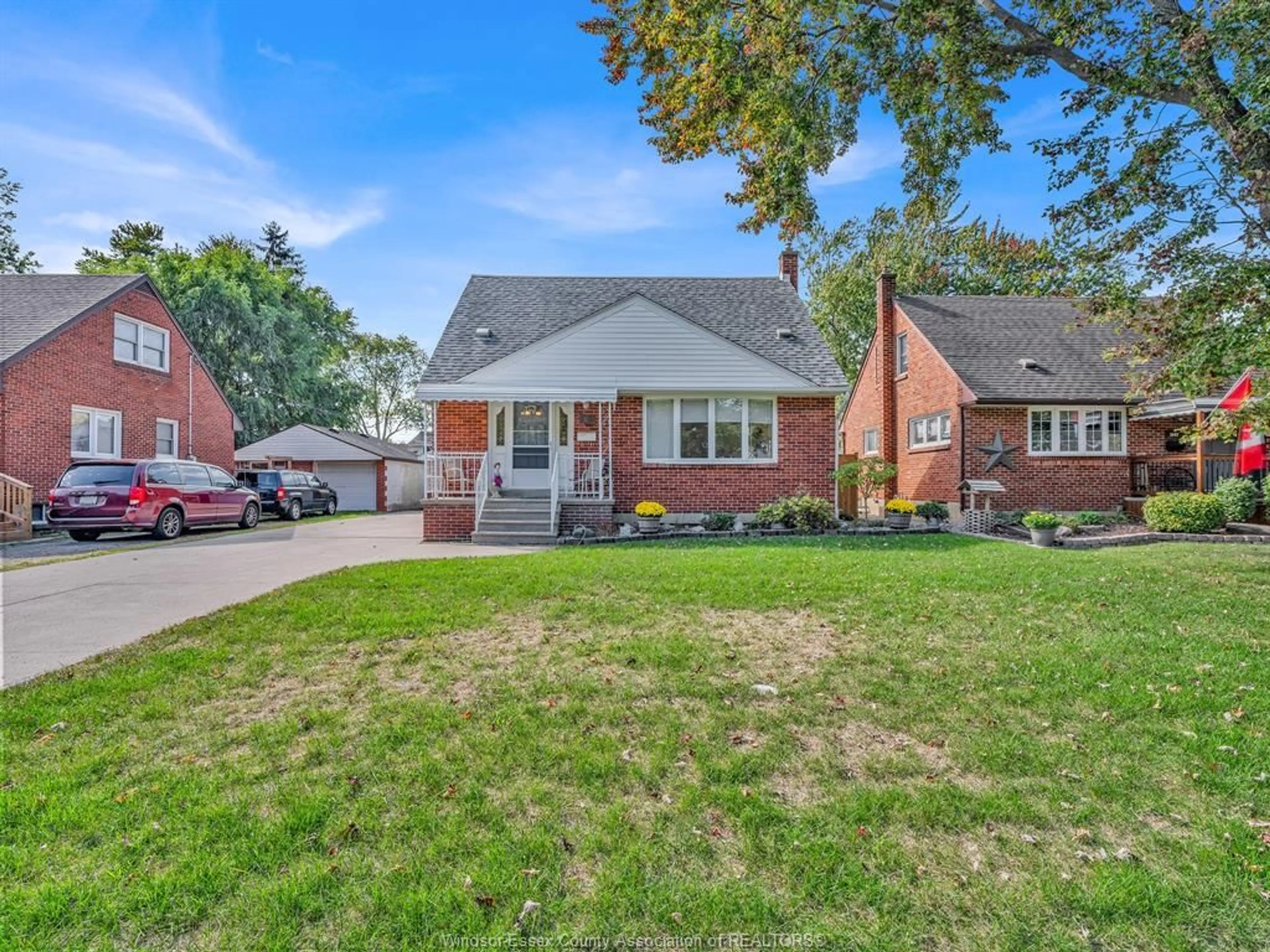 Home with brick exterior material, street for 1011 PARKVIEW, Windsor Ontario N8S 2X6