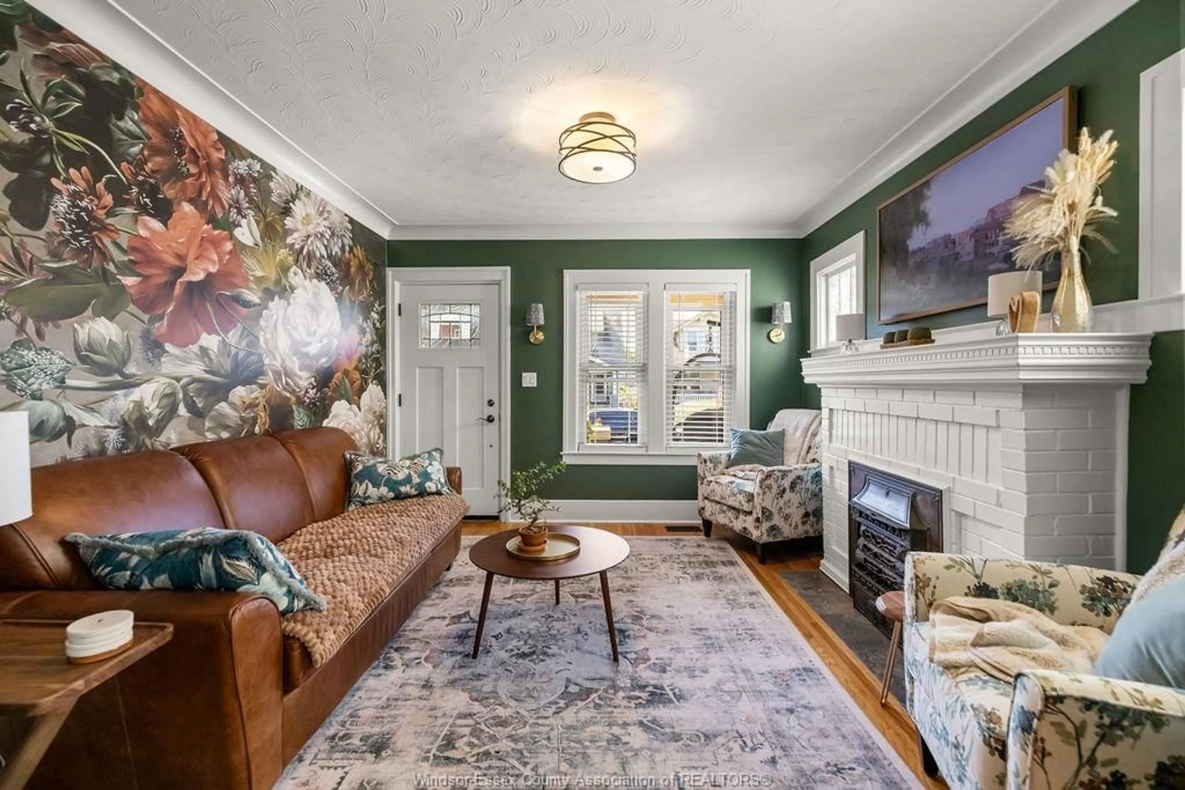 Living room with furniture, unknown for 1248 GLADSTONE Ave, Windsor Ontario N8X 3H3