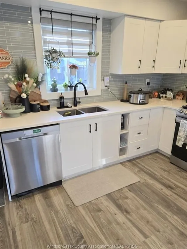 3477 Maisonneuve Ave, Windsor 5
