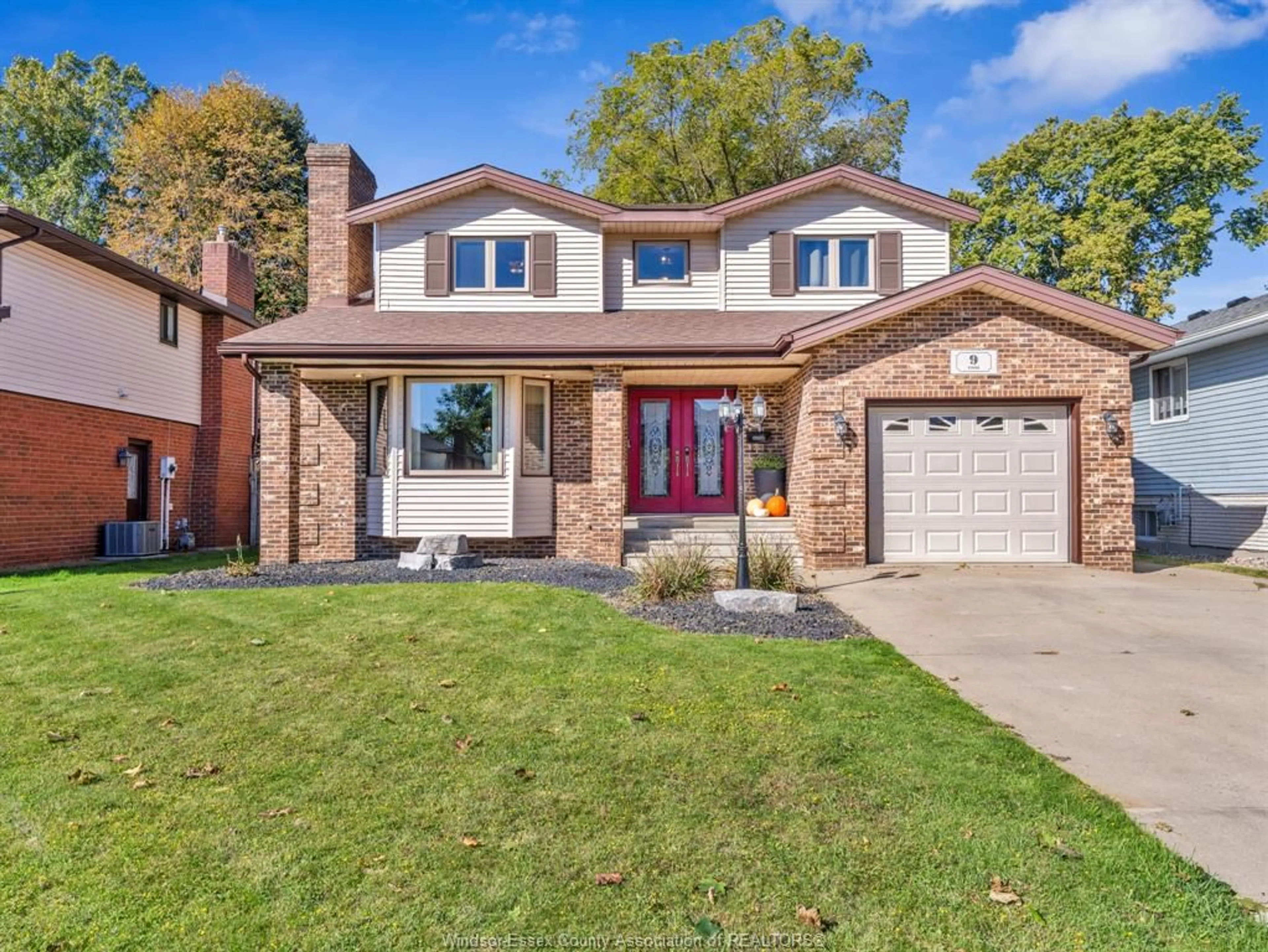 Home with brick exterior material, street for 9 EVANS Ave, Leamington Ontario N8H 4X2