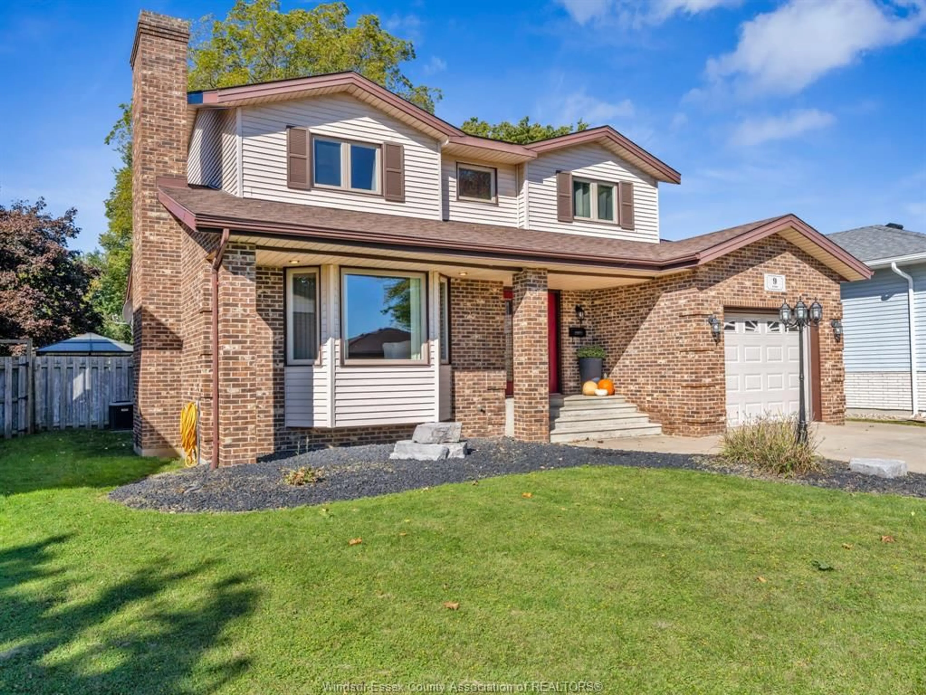 Home with brick exterior material, street for 9 EVANS Ave, Leamington Ontario N8H 4X2